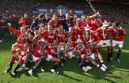 足坛产生怎 足坛产生怎